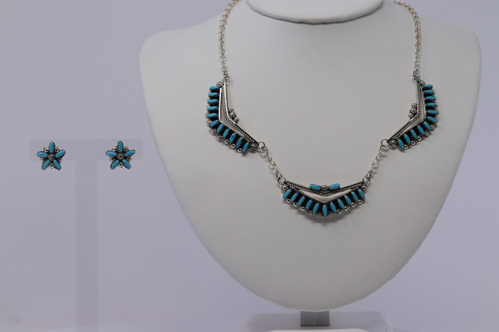 Zuni Turquoise & Sterling Silver Necklace & Earrings (1 of 6)