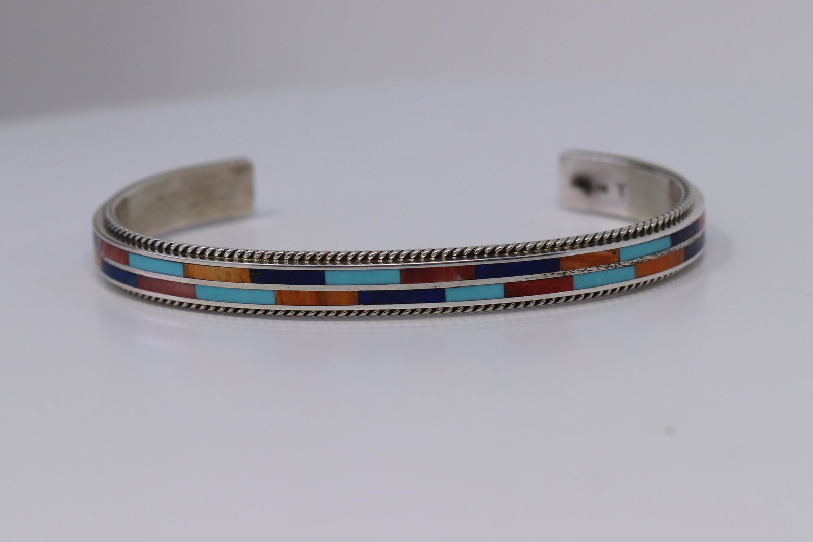 Native American Navajo Multi-Color Bracelet By Wilson: This is a Native American Navajo Multi-Color Bracelet By Wilson Dawes. REF:I653T532.