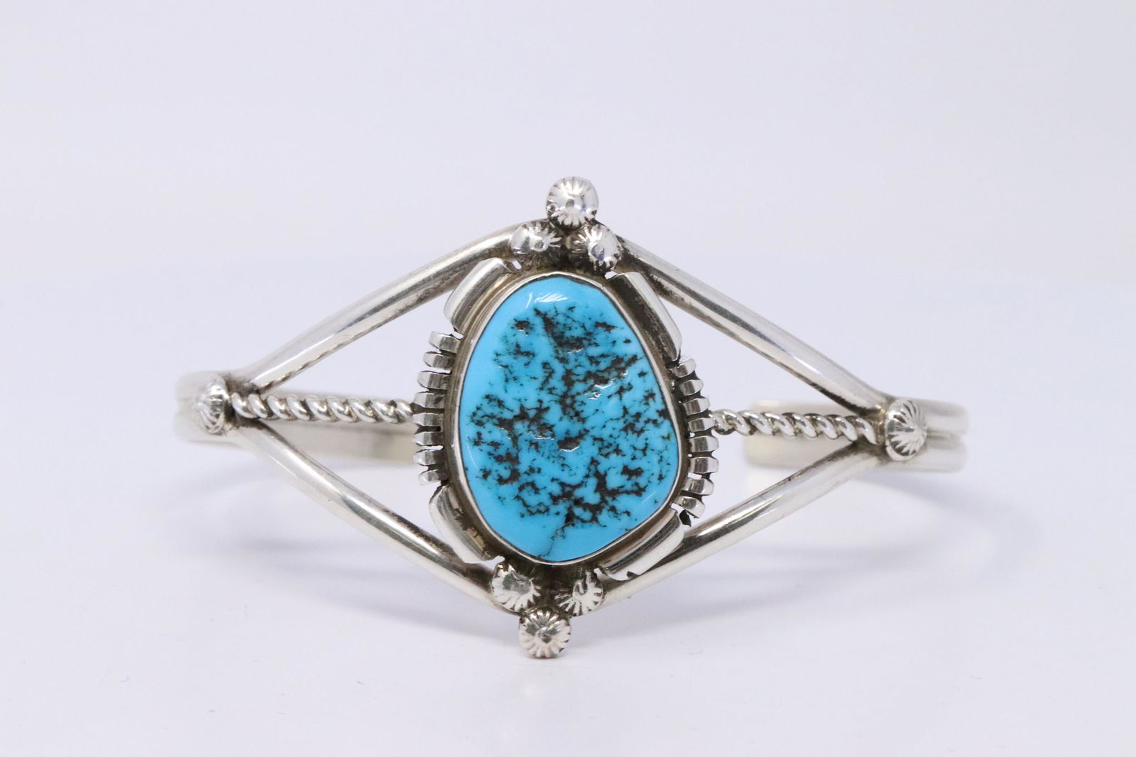 Native American Navajo Handmade Sterling Silver (1 of 4)