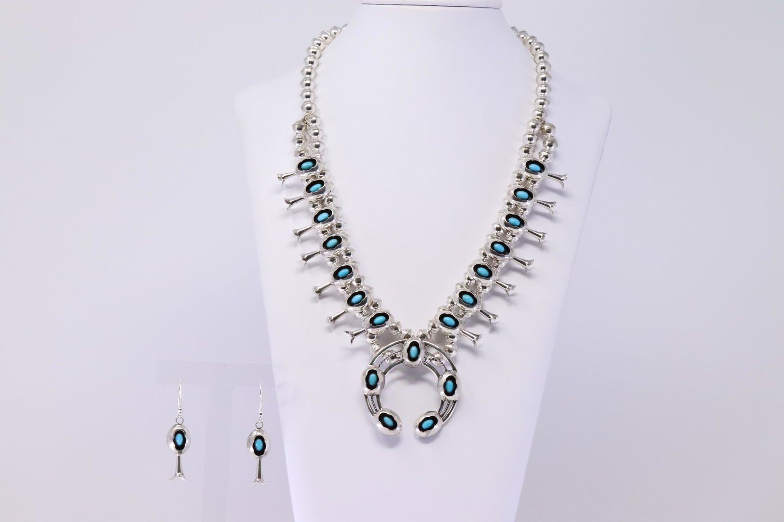 Native American Navajo Handmade Sterling Silver (1 of 7)