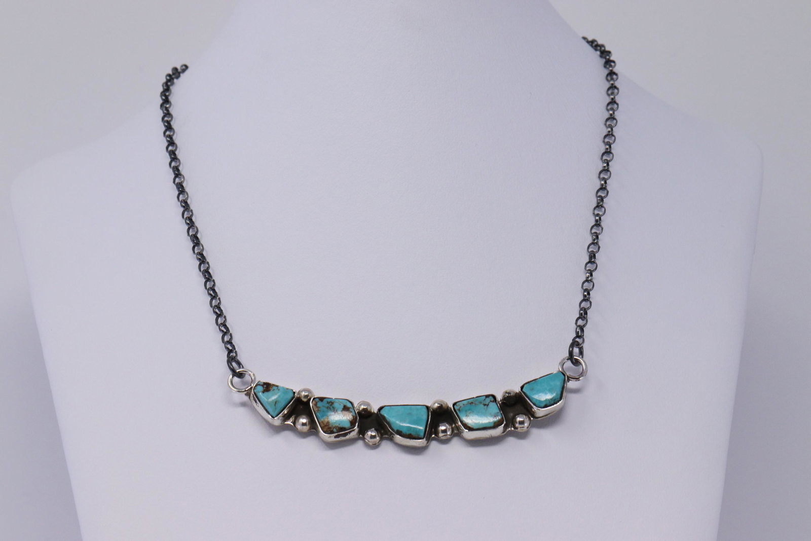 Native American Navajo Handmade Sterling Silver Kingman: This is a Native American Navajo Handmade Sterling Silver Kingman Turquoise Choker Neckalce By Jude Candelaria