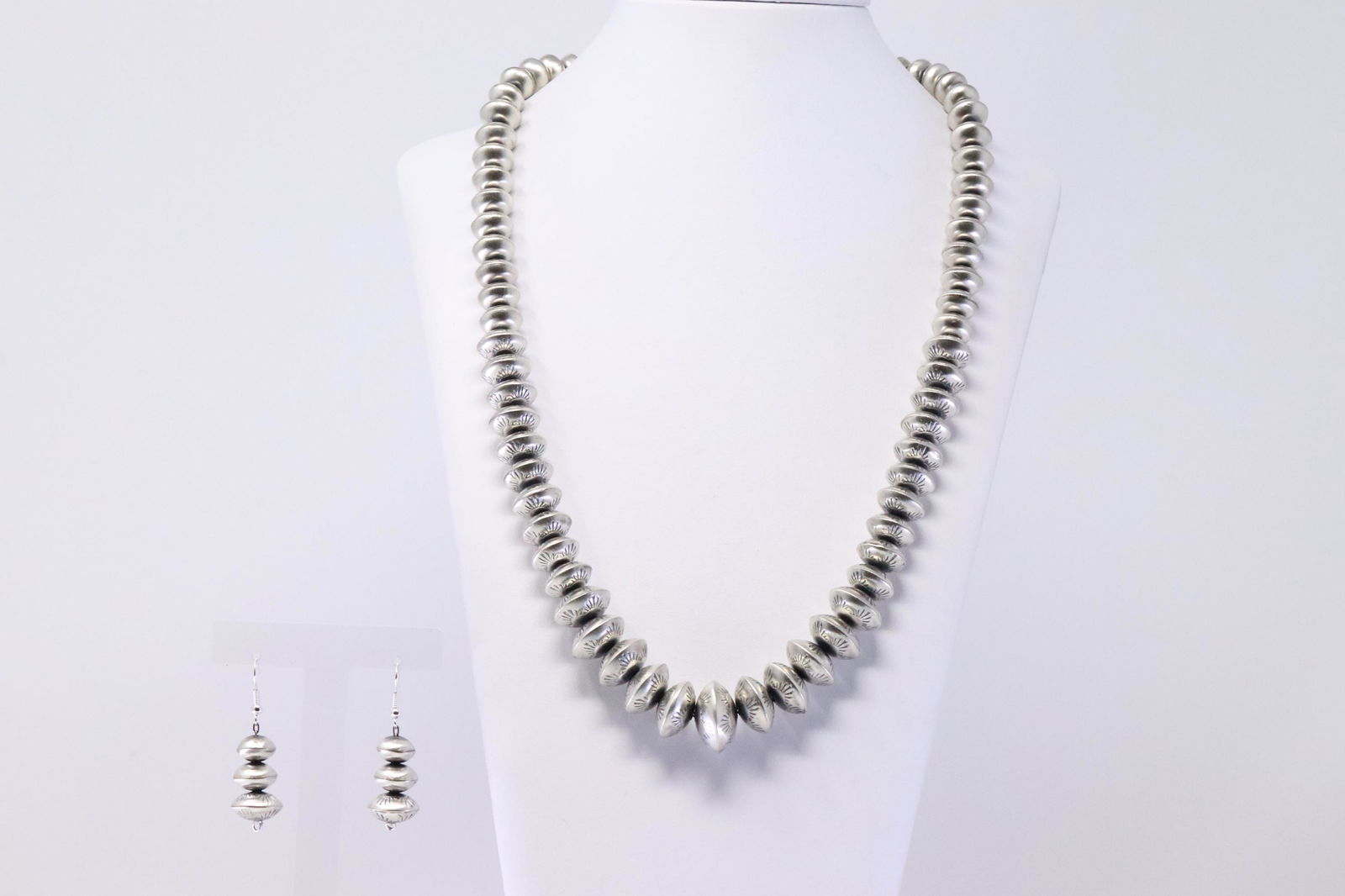 Native American Navajo Handmade Sterling Silver (1 of 6)