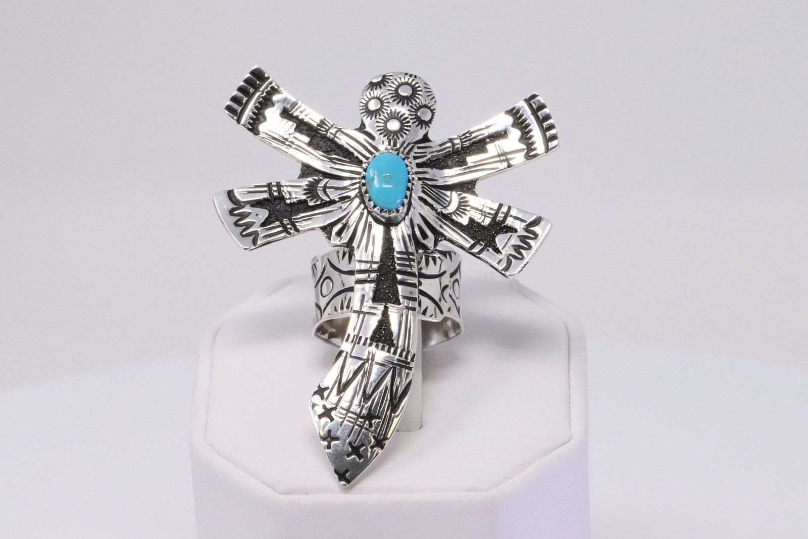 Native American Navajo Handmade Sterling Silver: This is a Native American Navajo Handmade Sterling Silver Drangonfly Turquoise Ring by R. Singer. Ring size is 6.50 Ajustable.