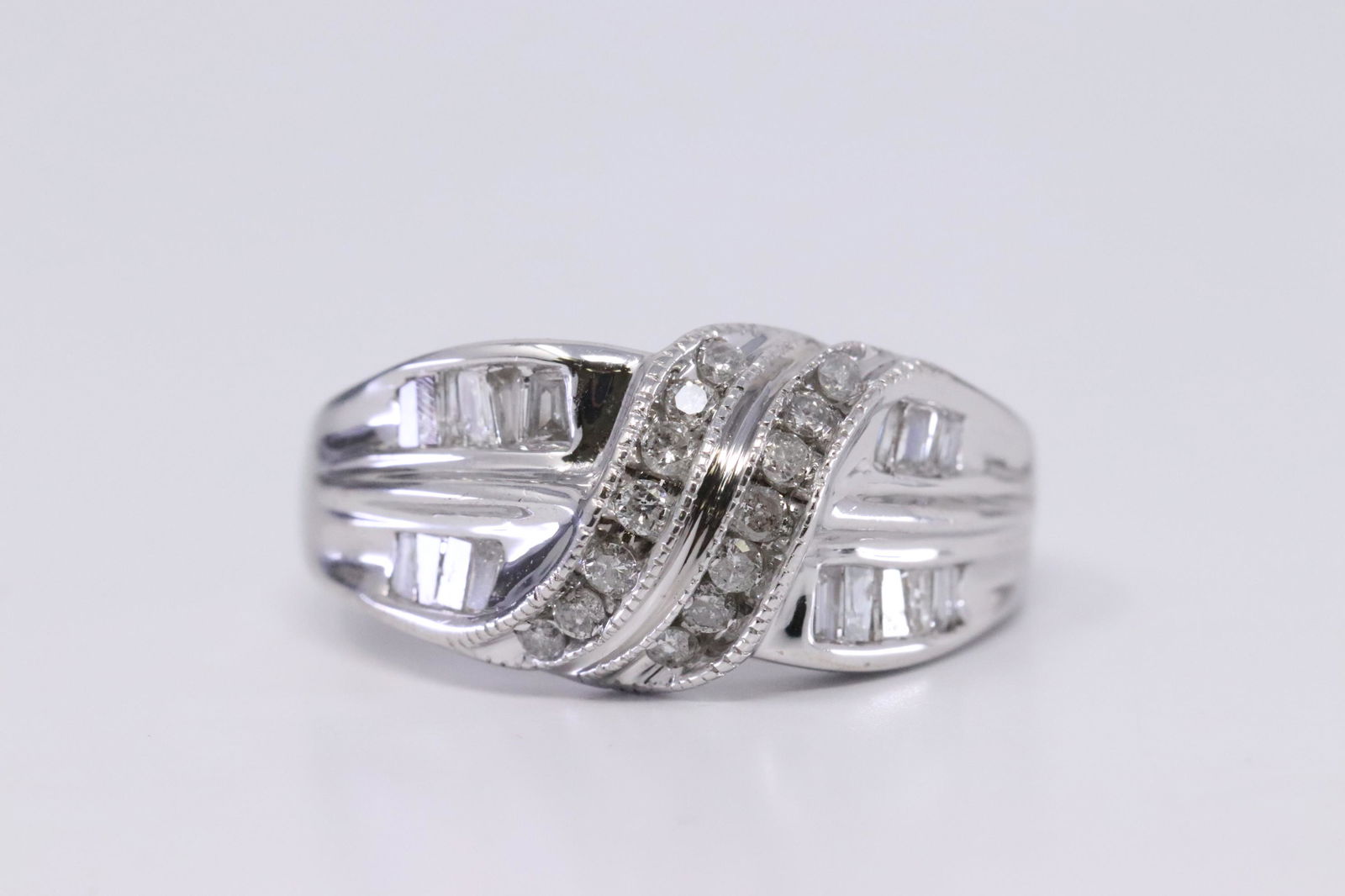 14k Womens Diamond Ring (1 of 4)