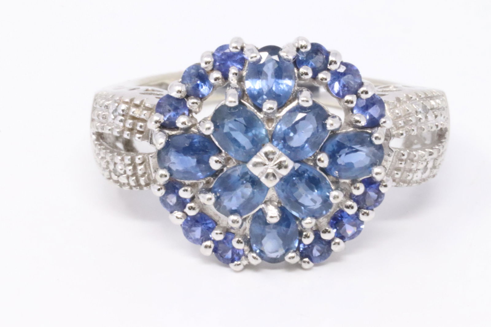 10KT White Gold Diamond/Saphire (1 of 5)