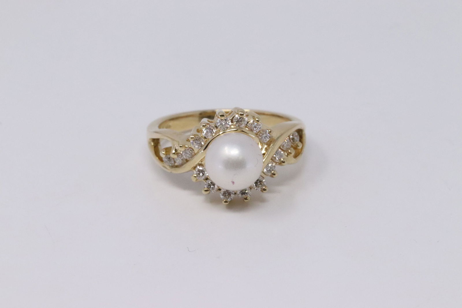 14Kt Diamond | Pearl Ring (1 of 4)