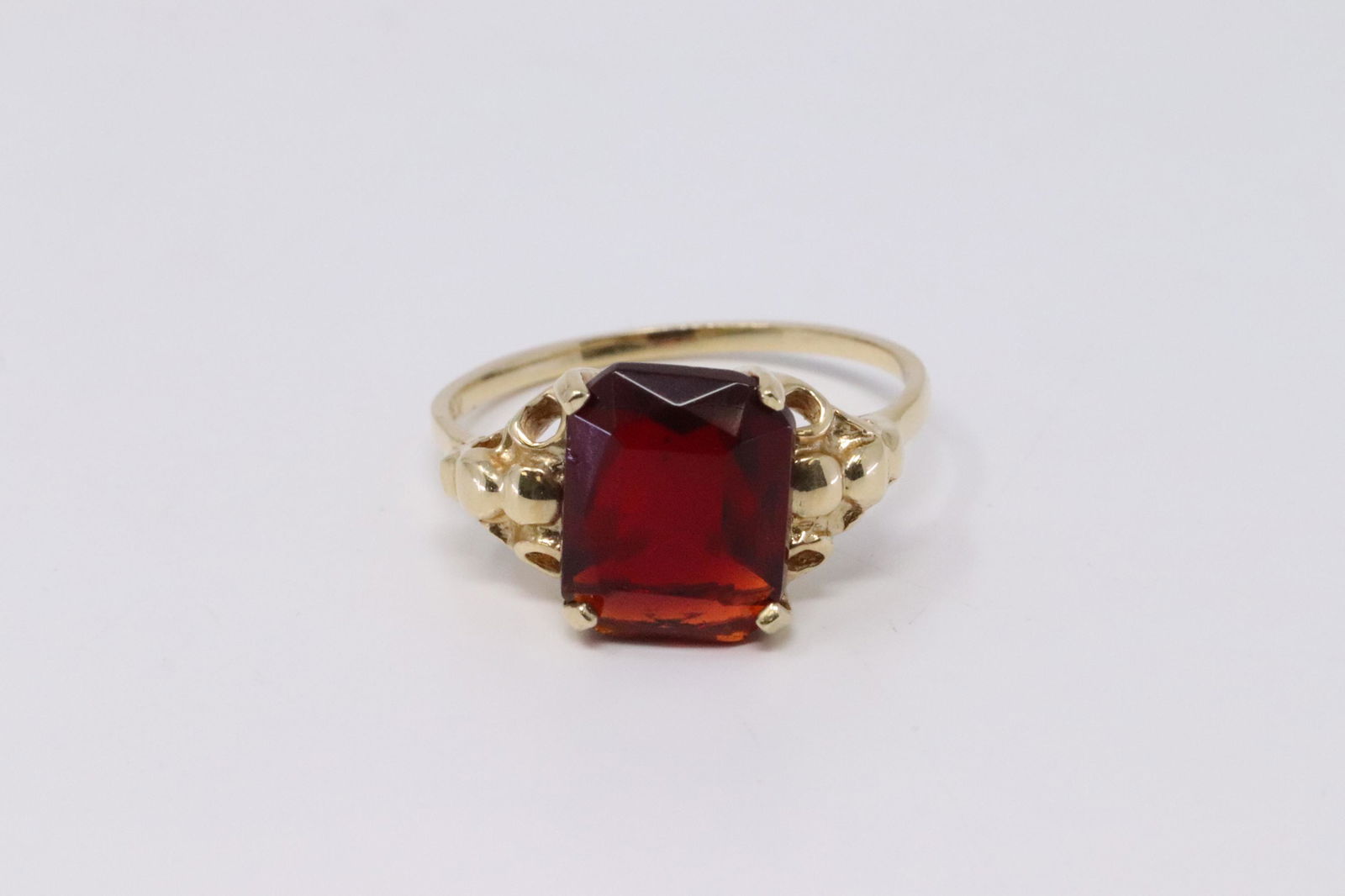14KT Garnet Ring (1 of 4)