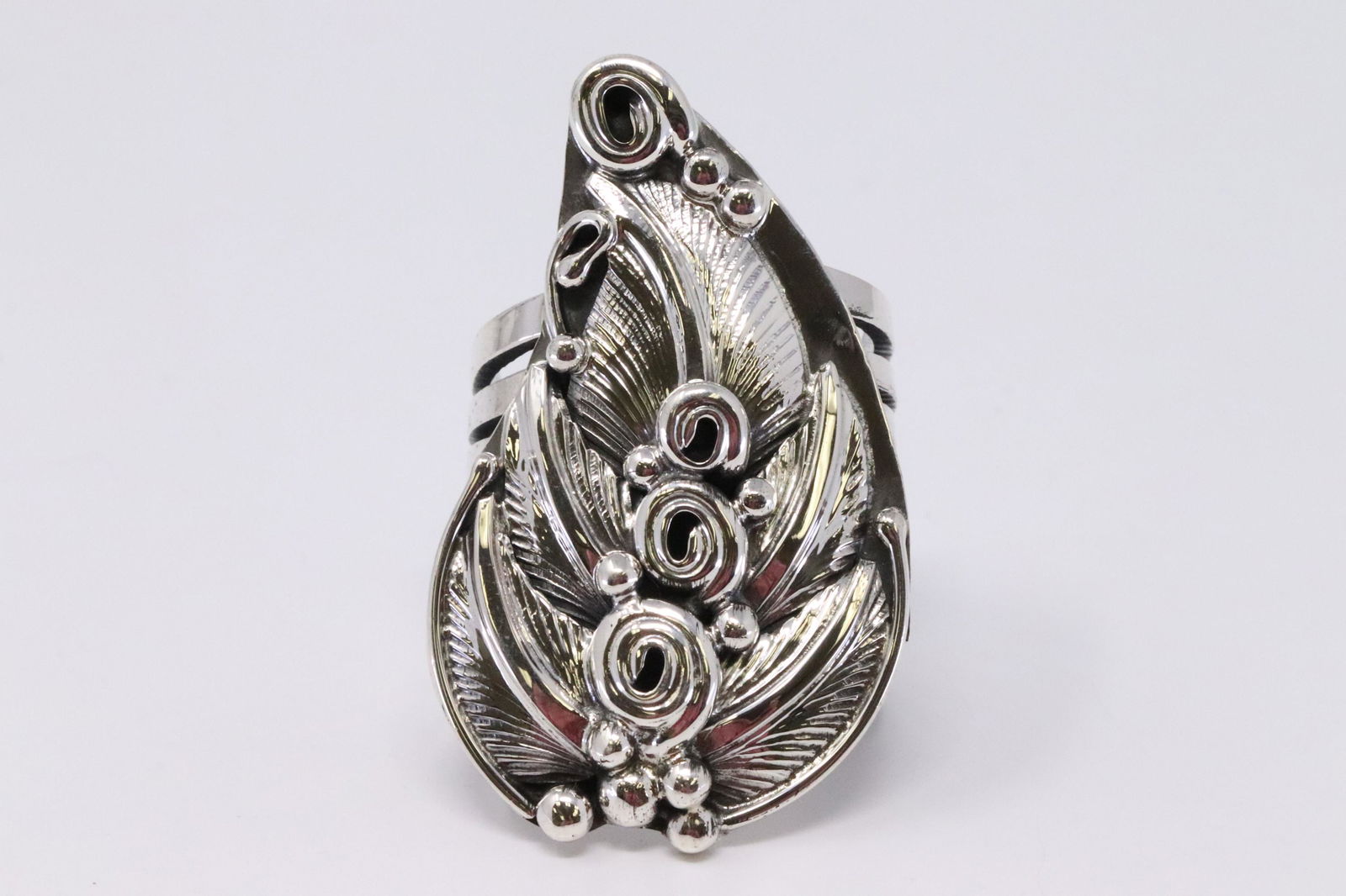 Native American Navajo Handmade Sterling Silver (1 of 5)