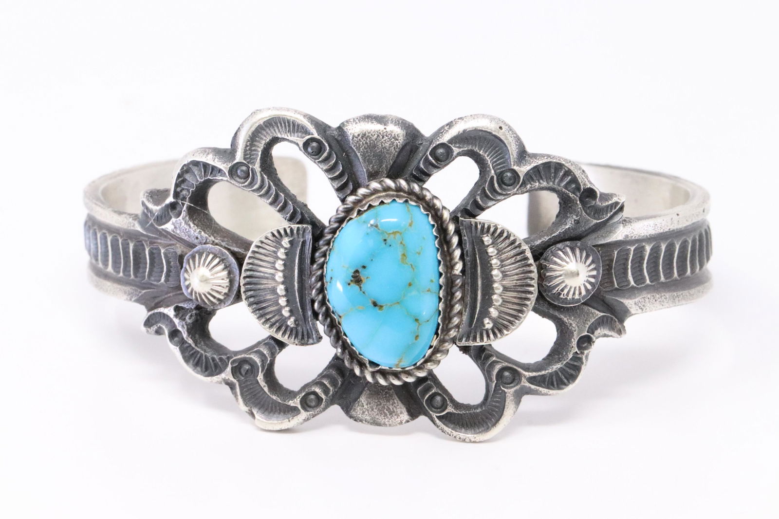 Native American Handmade Sterling Silver Navajo (1 of 4)