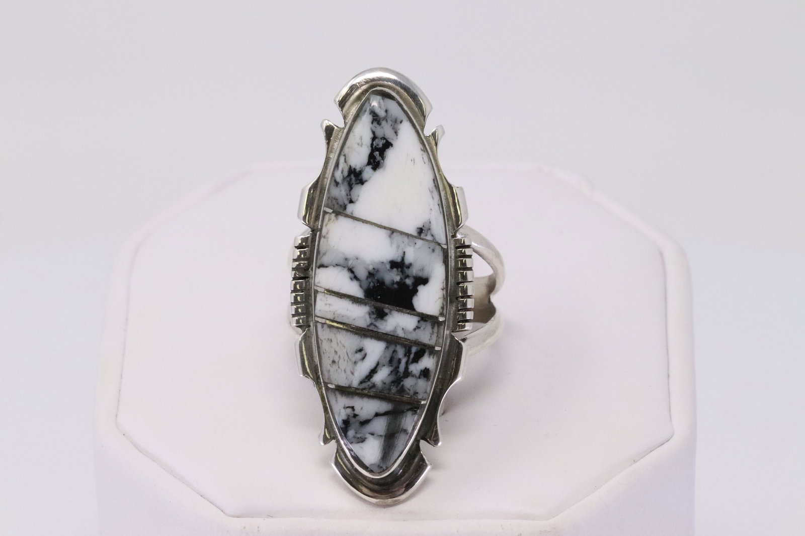 Native American Navajo Handmade Sterling Silver: This is a Native American Navajo Handmade Sterling Silver Synthetic White Buffalo Inlay Ring by Steve Francisco. Ring size is 8.00. REF: R.Y