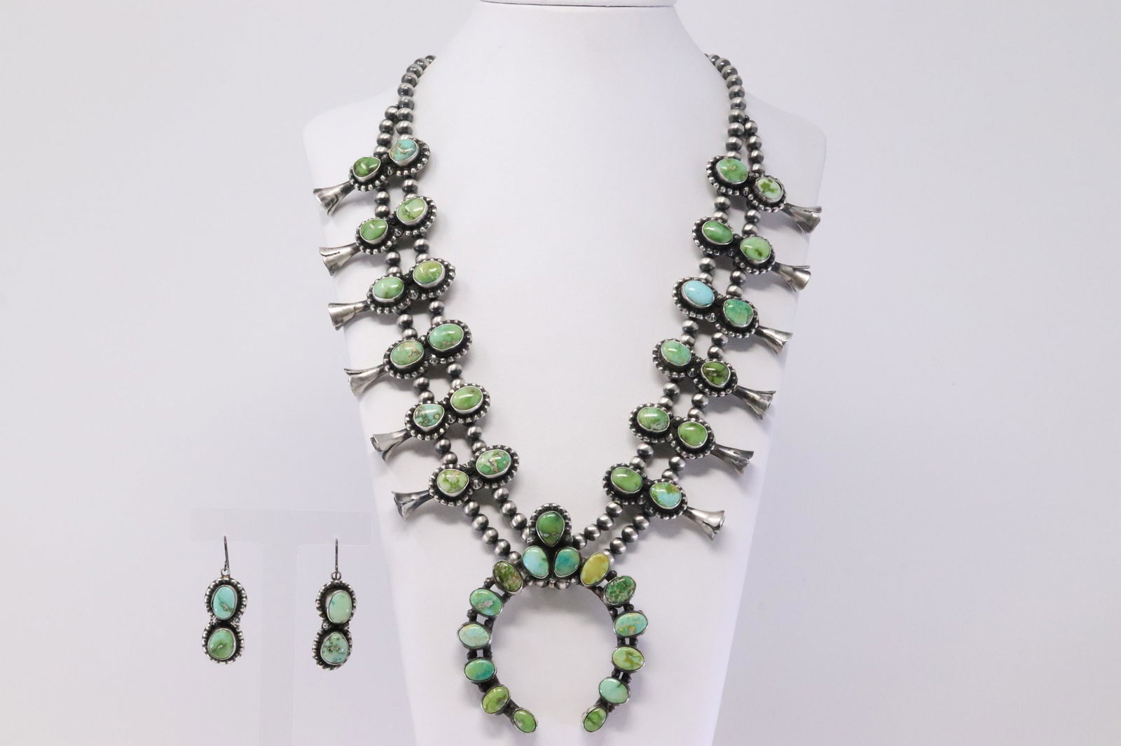 Native American Handmade Sterling Silver Navajo Sonora (1 of 12)