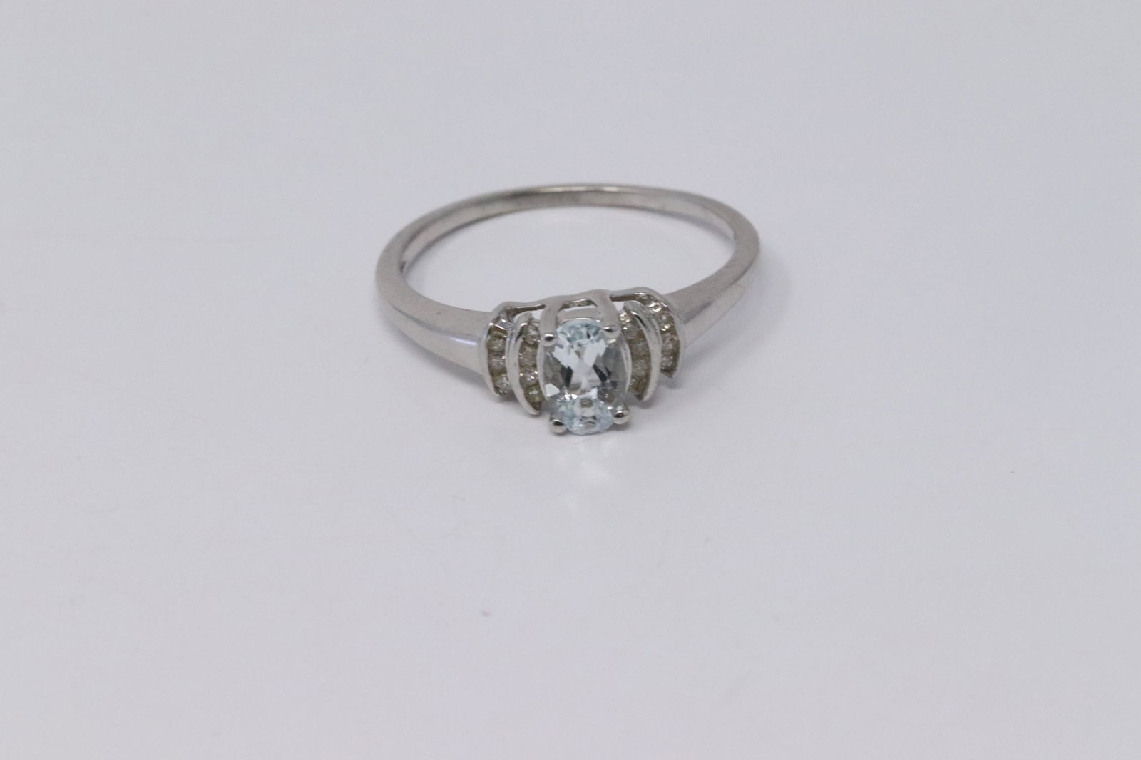 14KT Aquamarine & Diamond Ring (1 of 4)