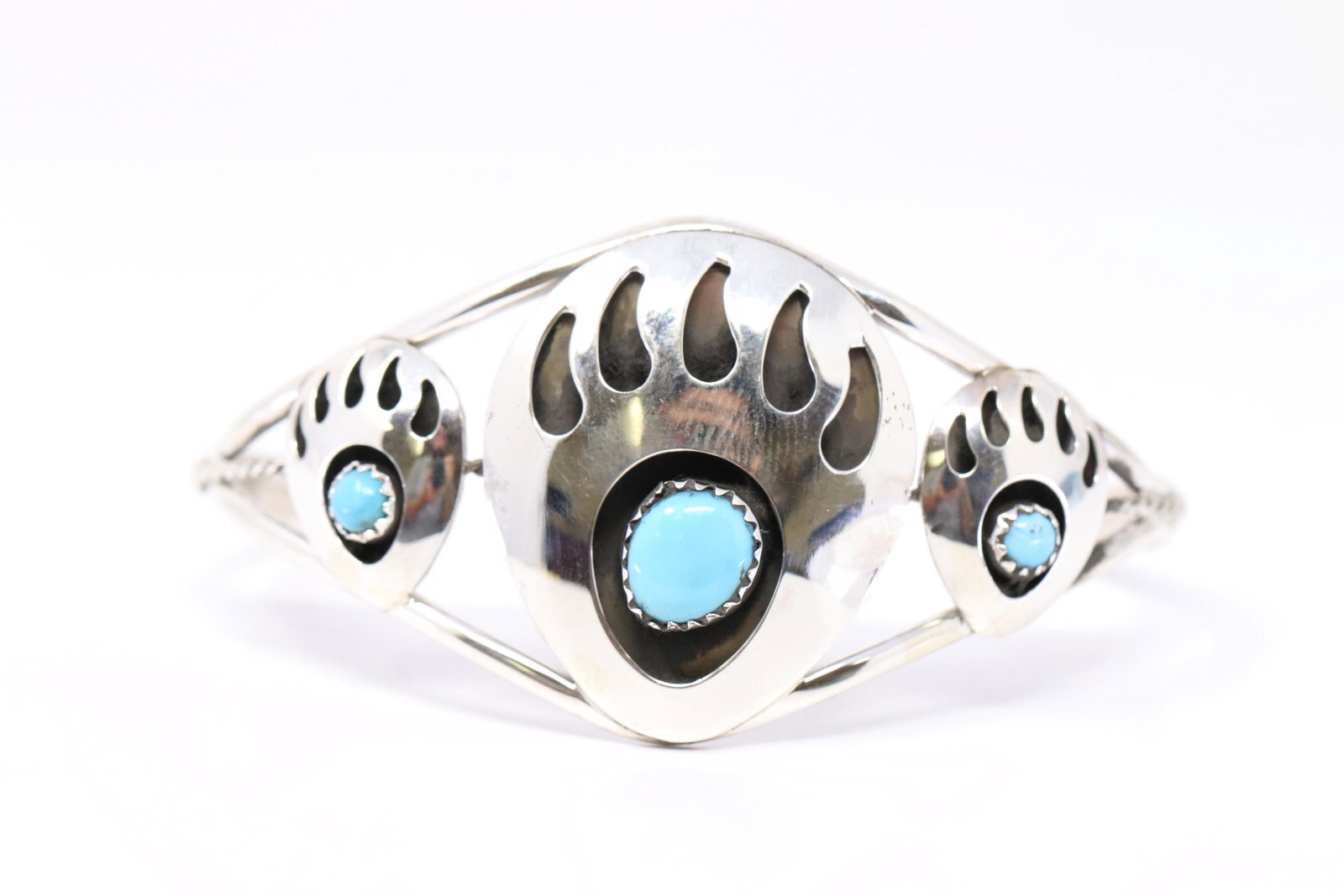 Native American Navajo Handmade Sterling Silver: This is Native American Navajo Handmade Sterling Silver Turquoise Bear Paw Bracelet By Janice Spencer.