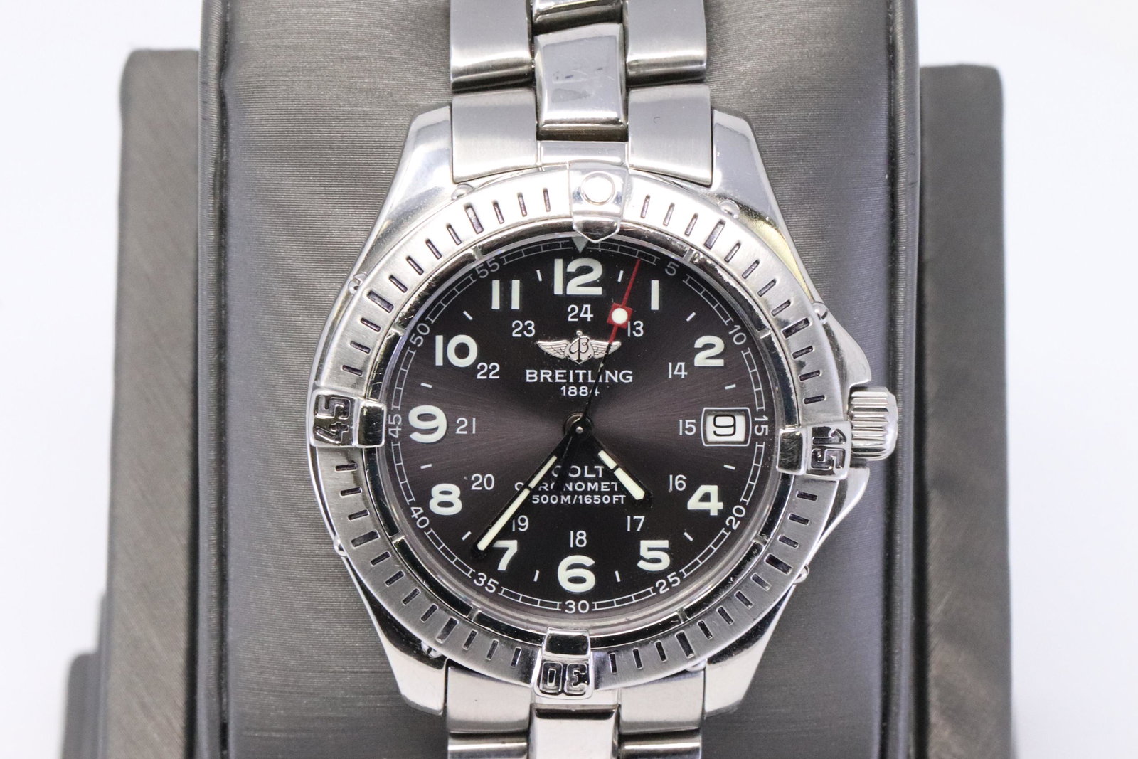 Breitling Colt Stainless Steel Quartz Watch! Pre-owned. (1 of 10)