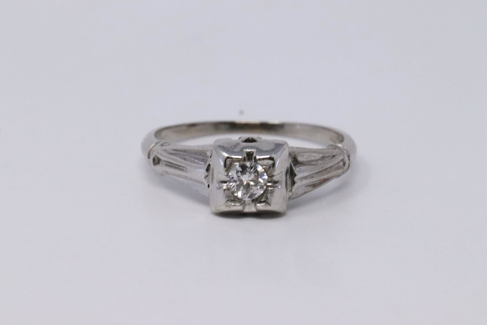 14KT Vintage Diamond ring (1 of 3)