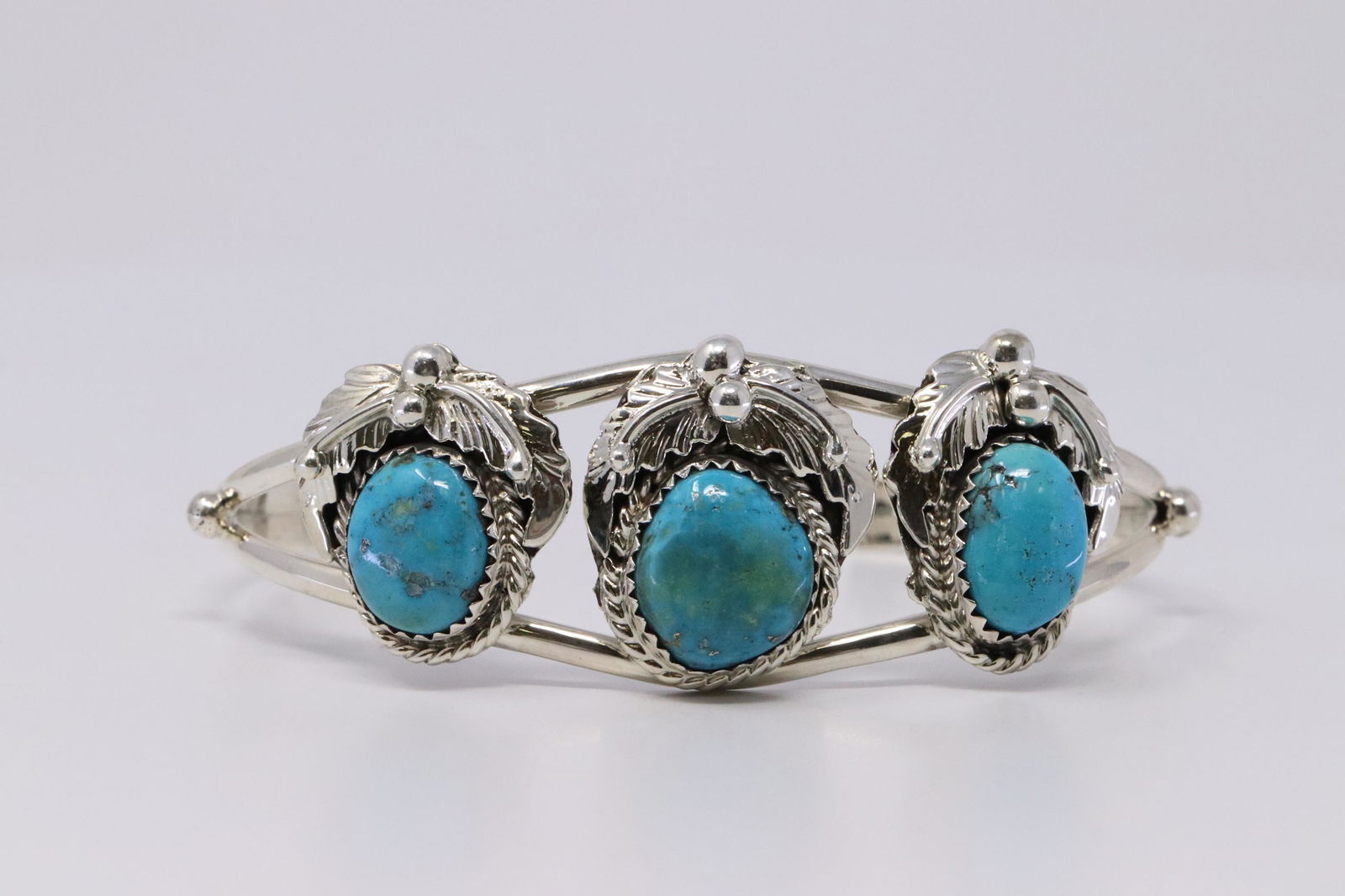 Native American Navajo Handmade Sterling Silver (1 of 4)