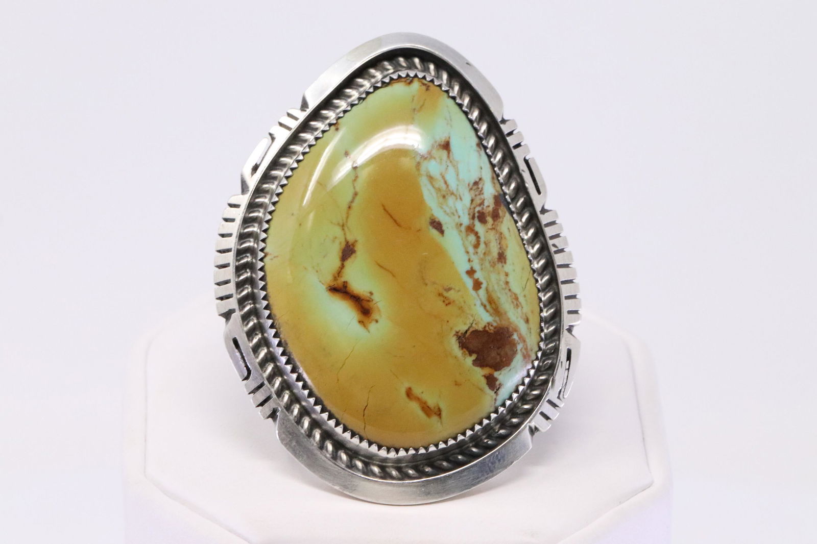 Native American Navajo Handmade Sterling Turquoise Ring (1 of 4)