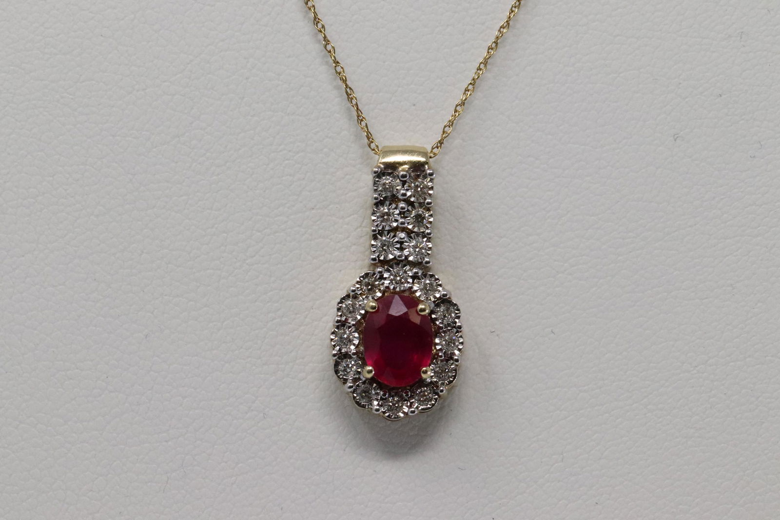 14Kt Yellow Gold Ruby & Diamonds Pendant Necklace (1 of 2)