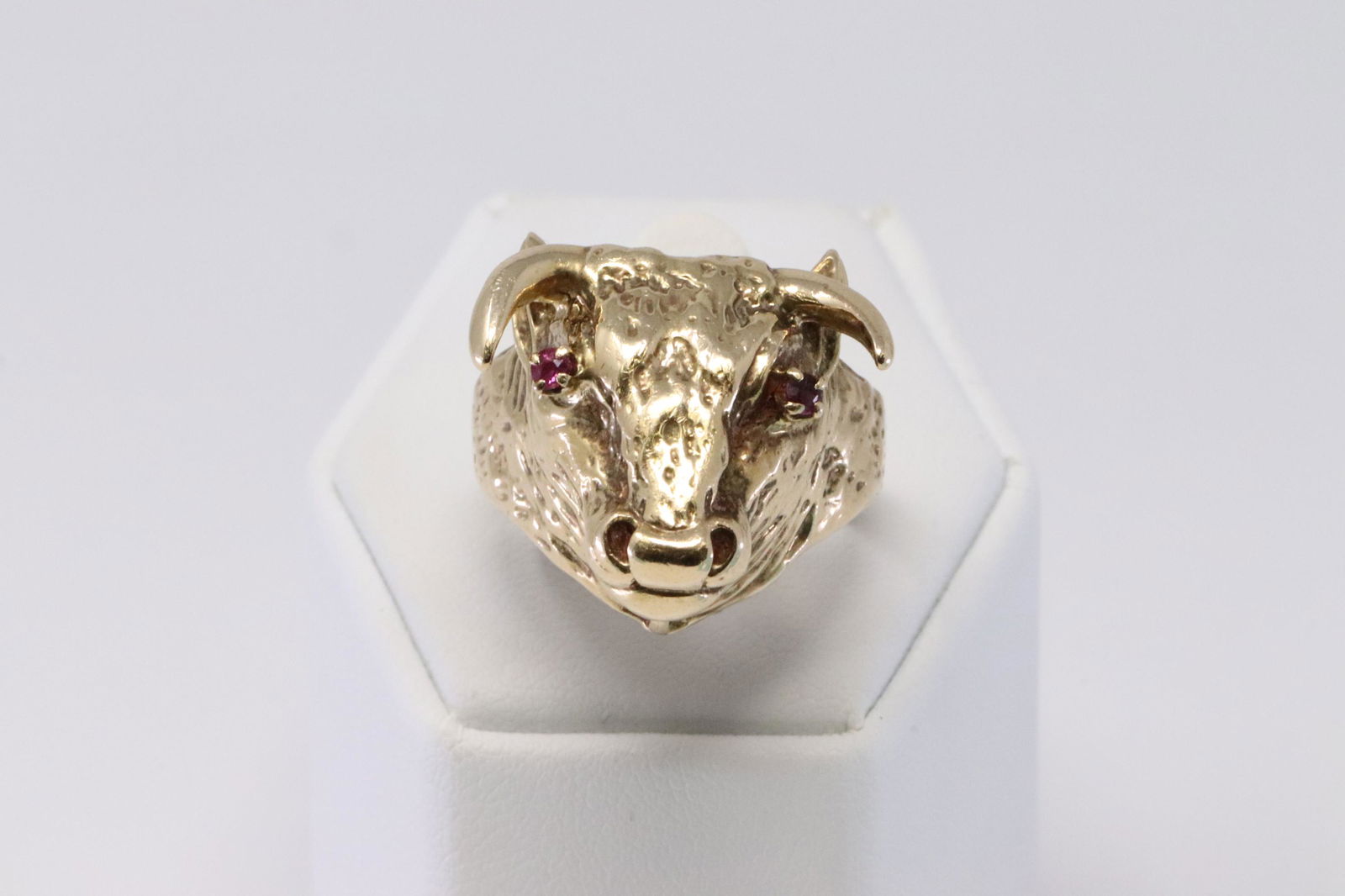 14KT Vintage Bull Ring (1 of 4)