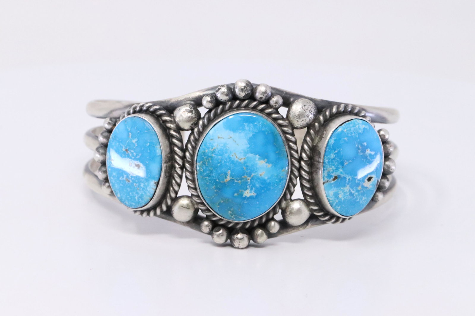 Native American Navajo Handmade Sterling Silver Kingman: This is a Native American Navajo Handmade Sterling Silver Kingman Turquoise Bracelet By Marry Ann Spencer