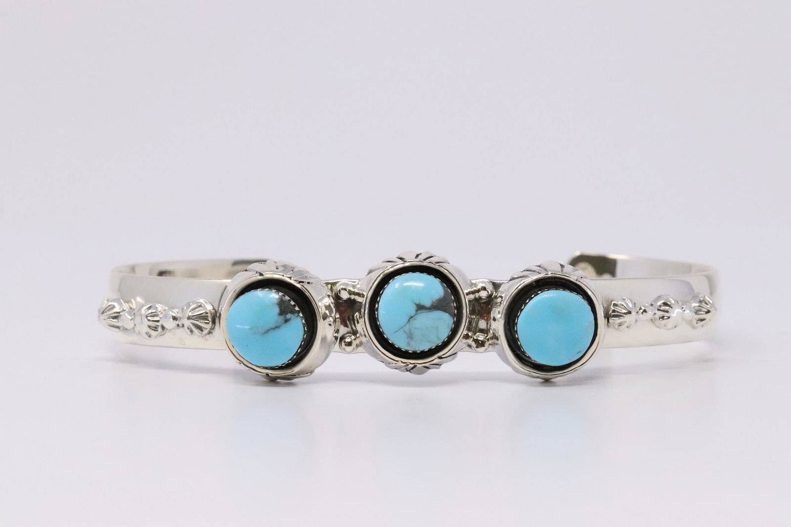 Native American Navajo Handmade Sterling Silver (1 of 5)
