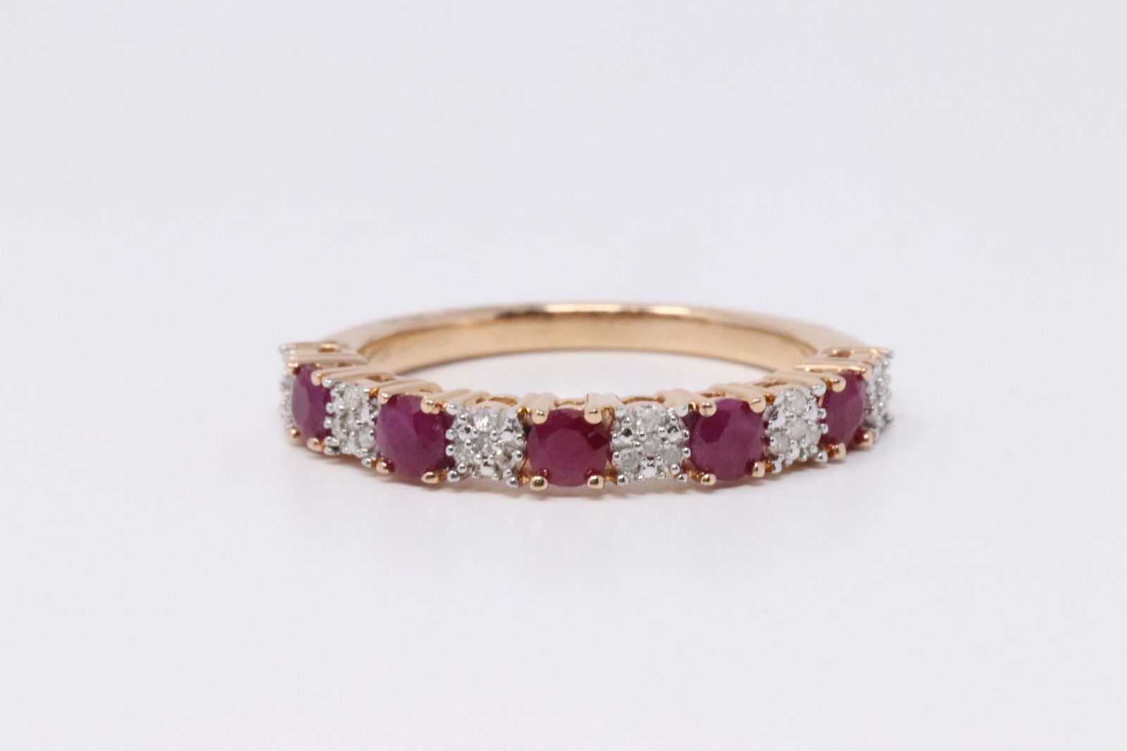 14Kt Rose Gold Ruby Diamond Ring. (1 of 4)