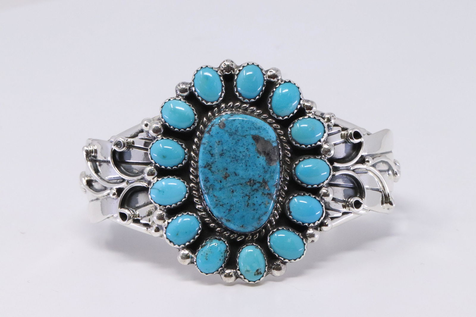 Native American Navajo Handmade Sterling Silver (1 of 5)