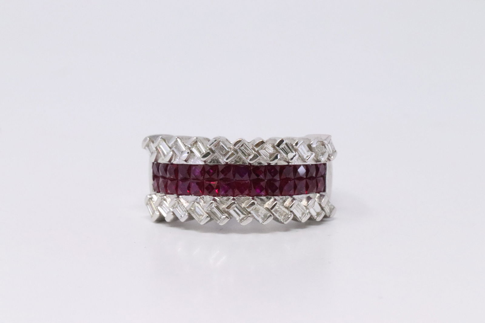 18Kt White Gold Ruby Diamond Ring. (1 of 5)