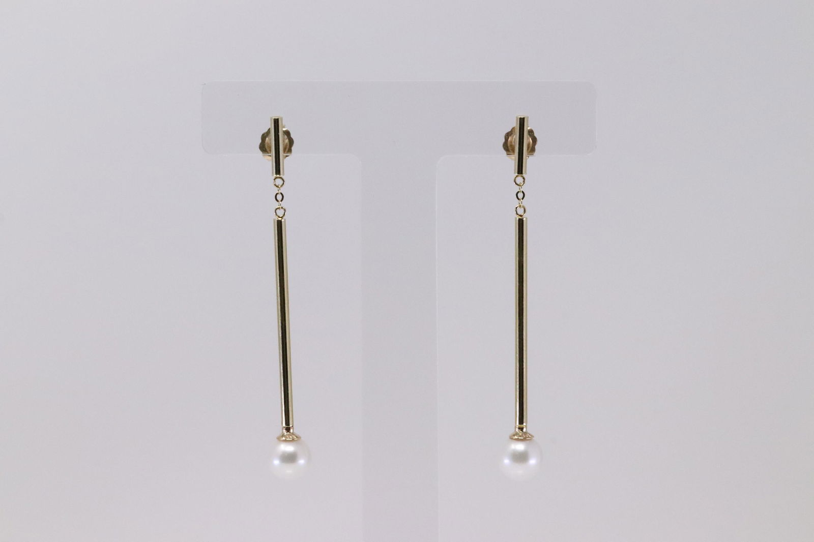 14Kt Yellow Gold Pearl Post Earring's. (1 of 4)