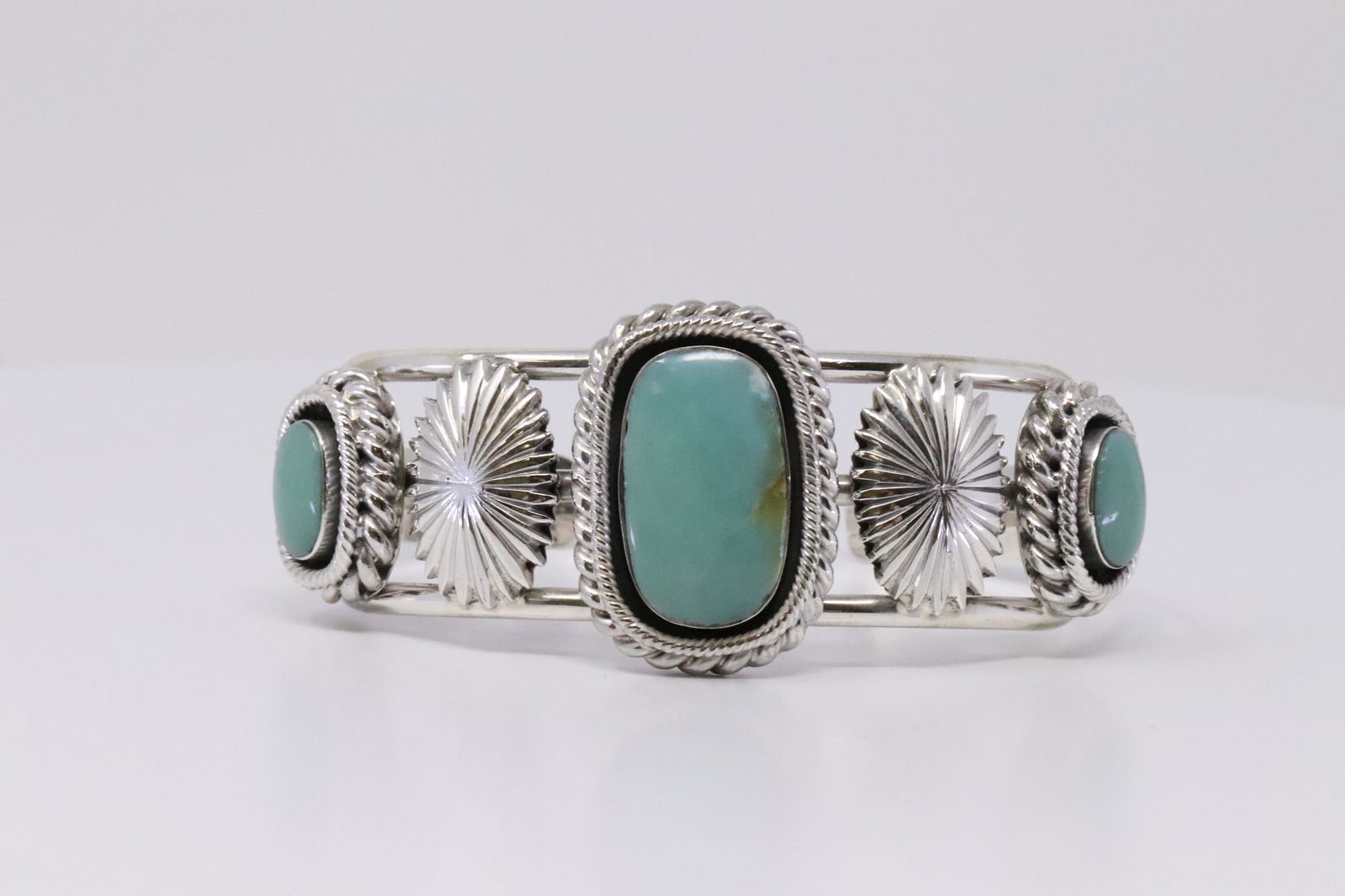 Native America Navajo Handmade Sterling Silver (1 of 4)