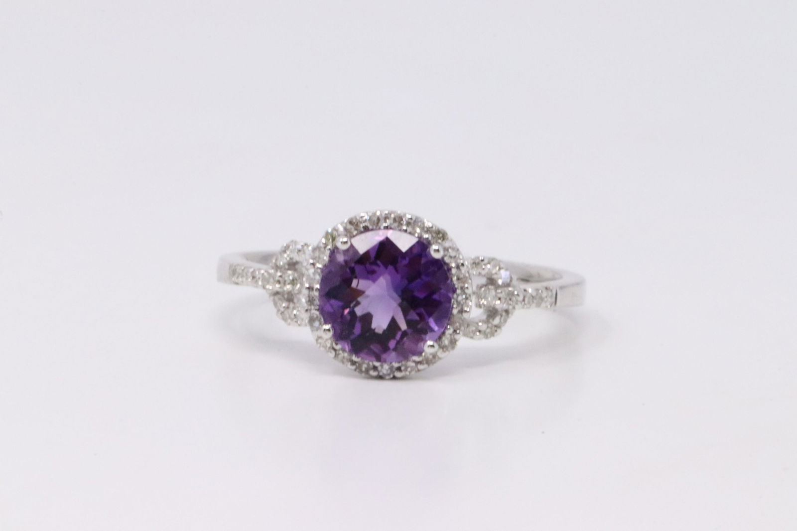 14Kt White Gold Amethyst Diamond Ring. (1 of 4)