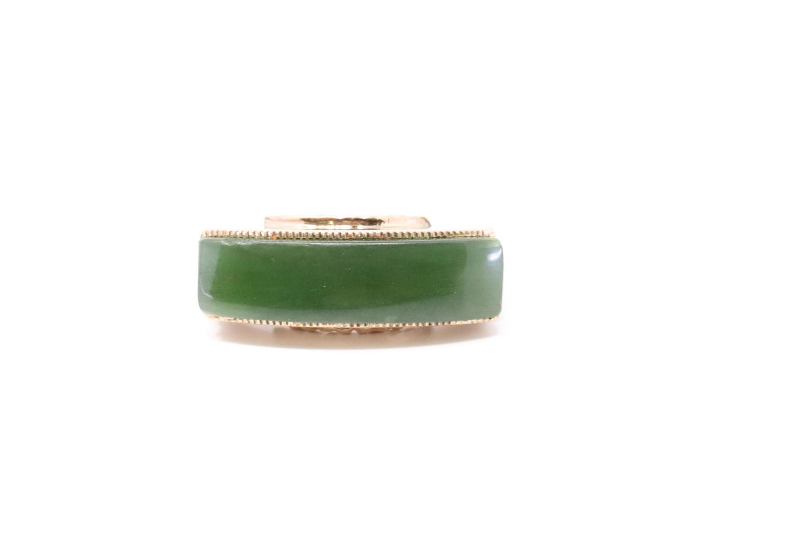 18KT Lady's Yellow Gold Vintage Jade Ring. (1 of 4)