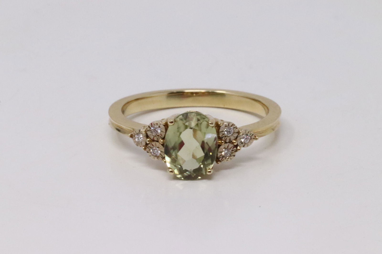 14Kt Yellow Gold Lemon Quartz Diamond Ring. (1 of 4)