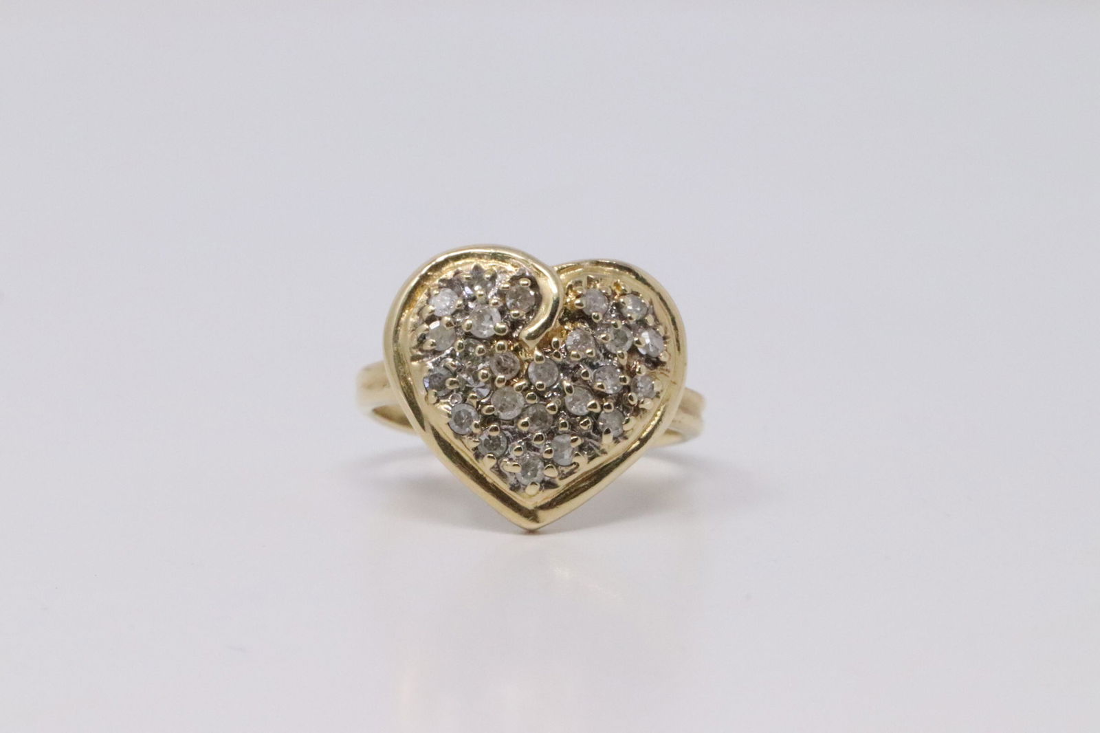 14kt Yellow Gold Heart Diamond Ring. (1 of 4)