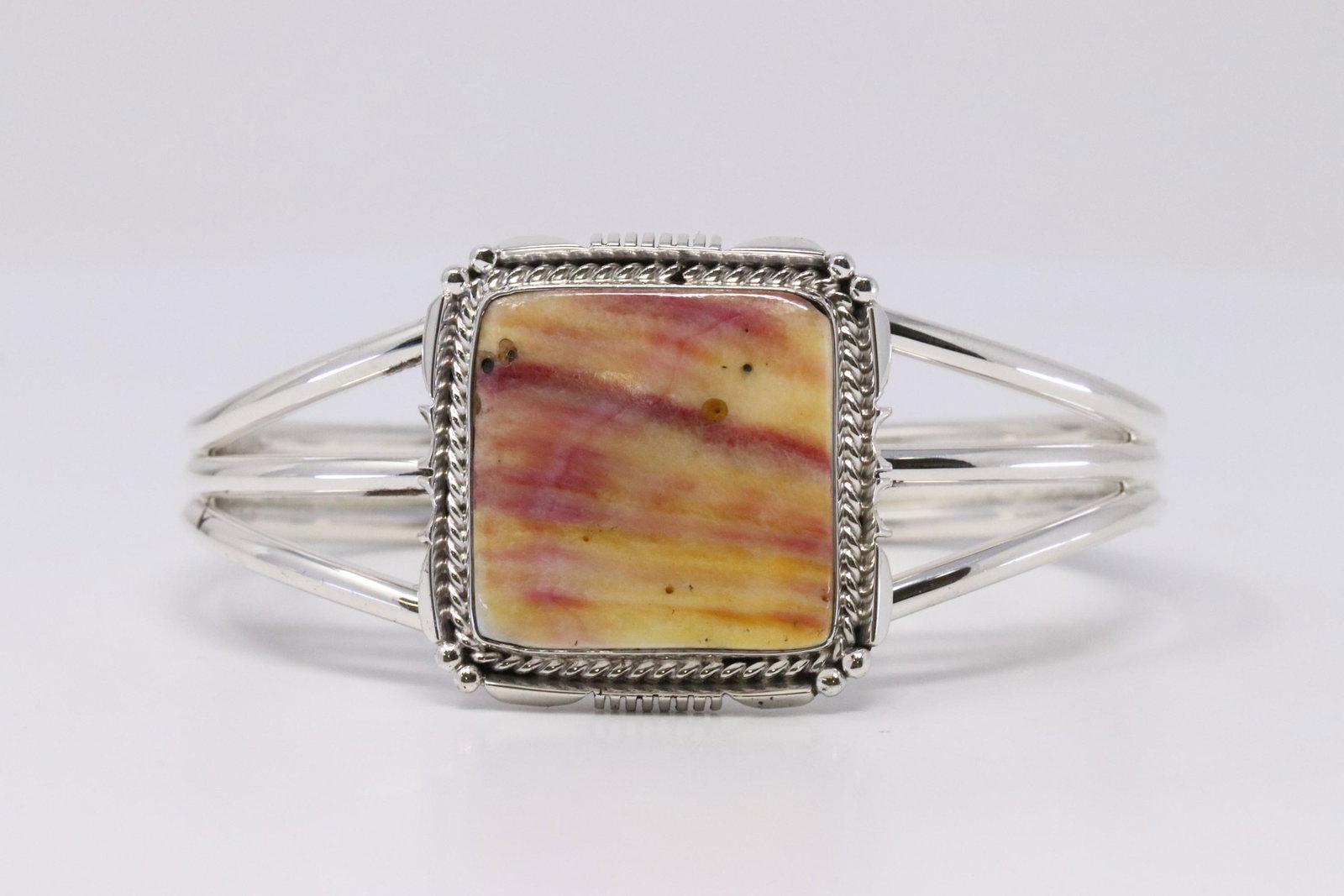 Native American Navajo Handmade Sterling Silver Spyni: This is a Native American Navajo Handmade Sterling Silver Spyni Oyster Bracelet By Daniel Benally.