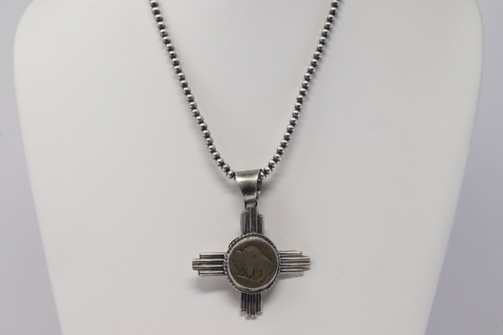 Native America Navajo Handmade Sterling Silver Five (1 of 4)