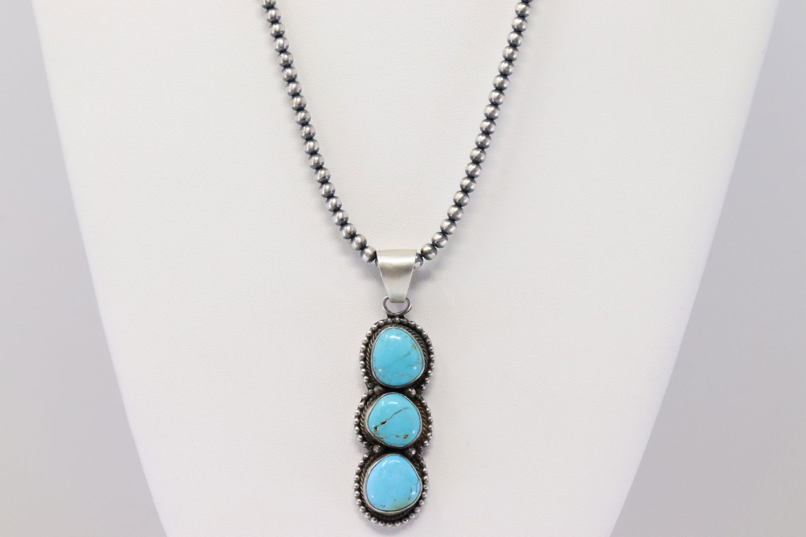 Native America Navajo Handmade Sterling Silver (1 of 3)