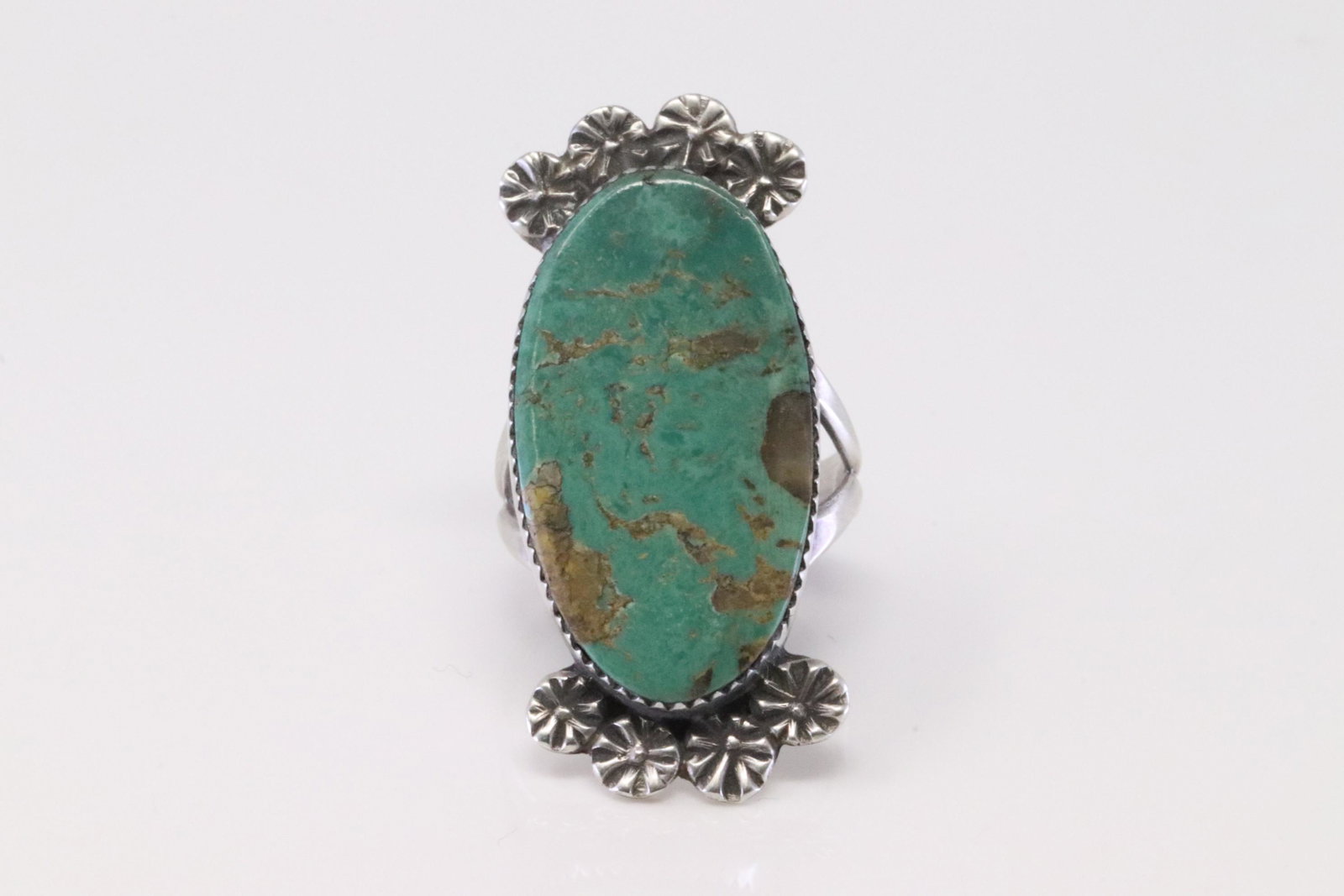 Native American Navajo Handmade Sterling Silver: This is a Native American Navajo Handmade Sterling Silver Turquoise Ring By Selina Warner. Ring size: 7.25.