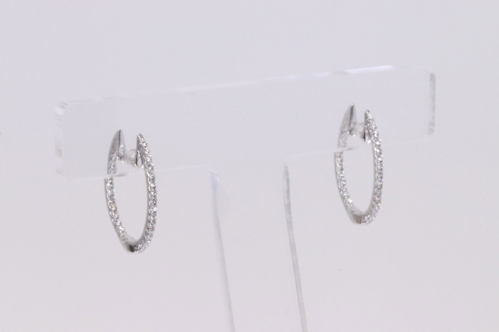 14Kt White Gold Diamond HOOP Earring. (1 of 4)