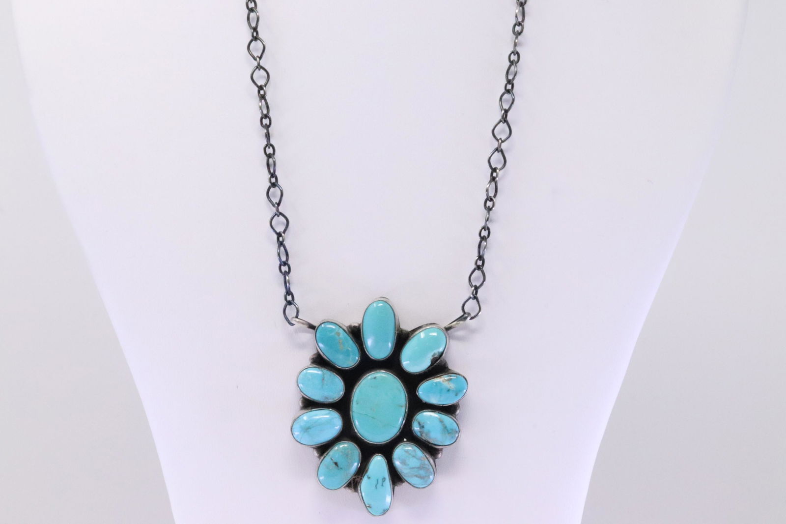 Native America Handmade Navajo Sterling Silver Royston (1 of 4)