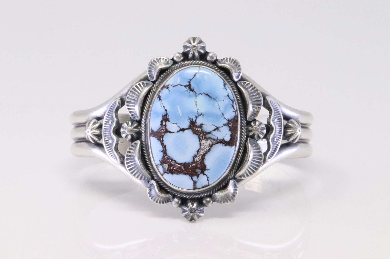 Native American Navajo Handmade Sterling Silver Golden: This is a Native American Navajo Handmade Sterling Silver Golden Hill Turquoise Bracelet By R.B.