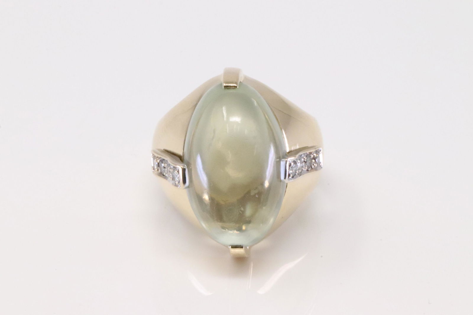 14Kt Yellow Gold Moon / Diamond Ring. (1 of 4)