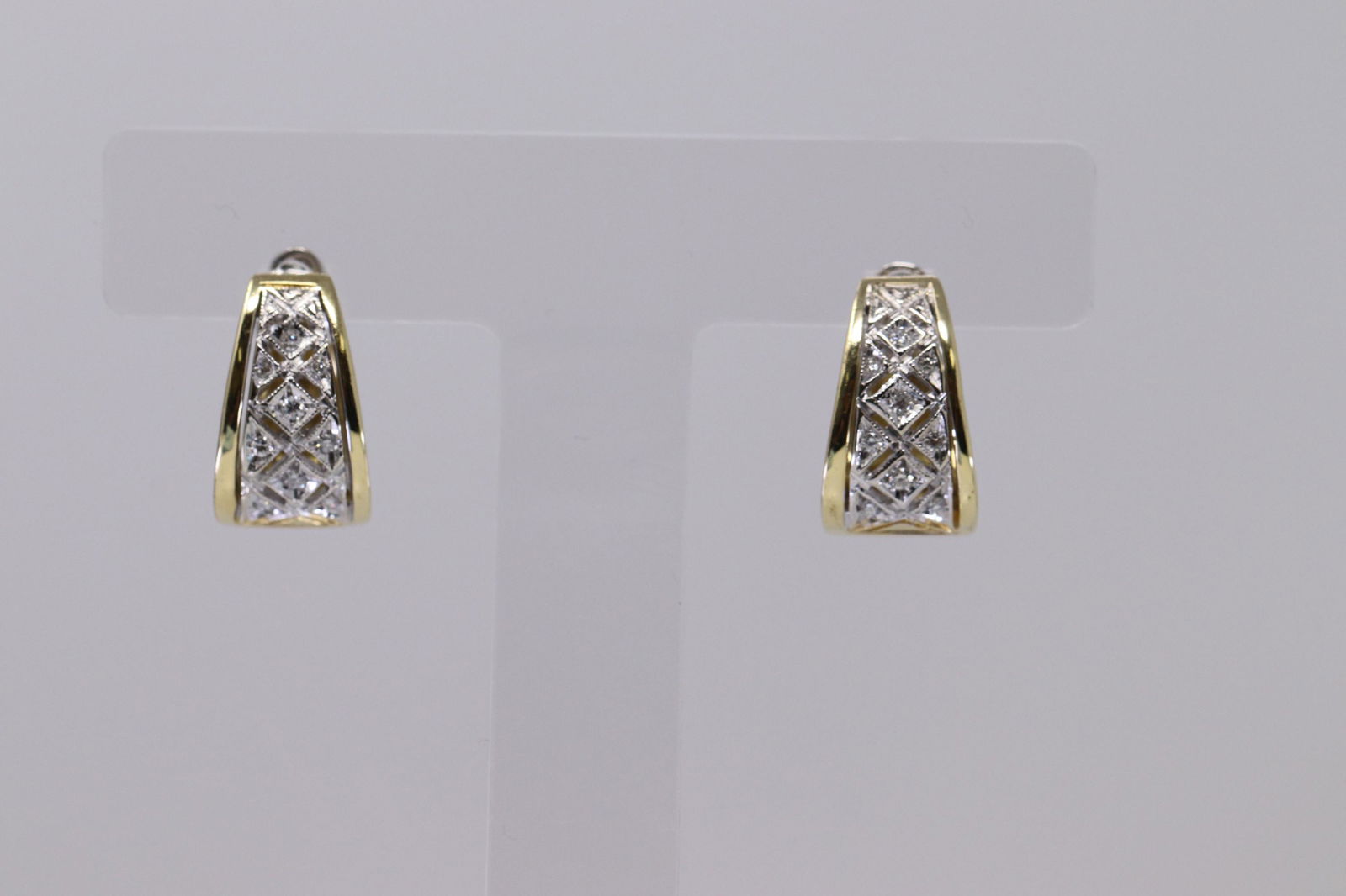 18kt Diamond Earrings (1 of 4)