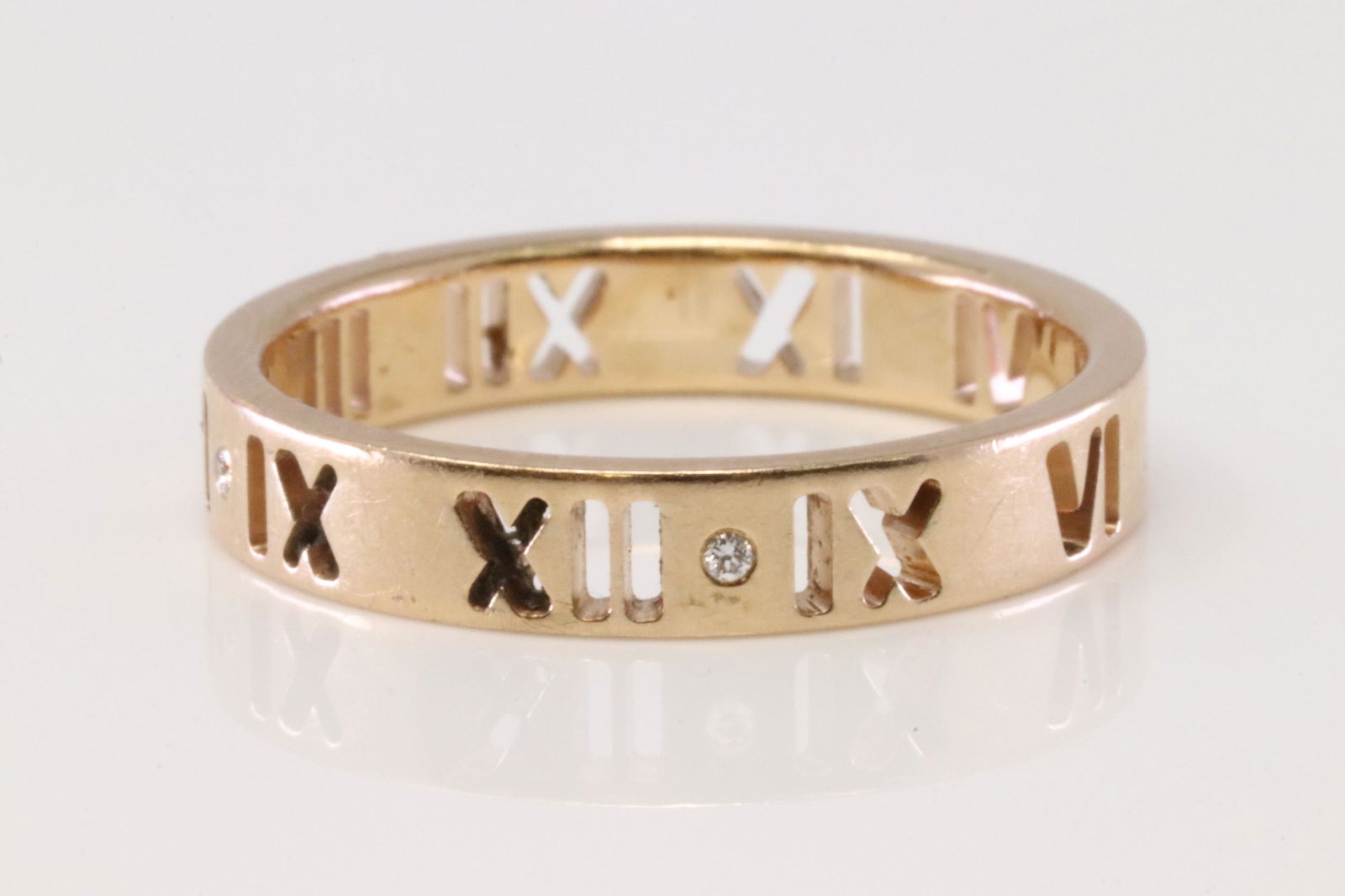 18Kt Rose Gold Tiffany & Co Diamond ATLAS Ring. (1 of 4)