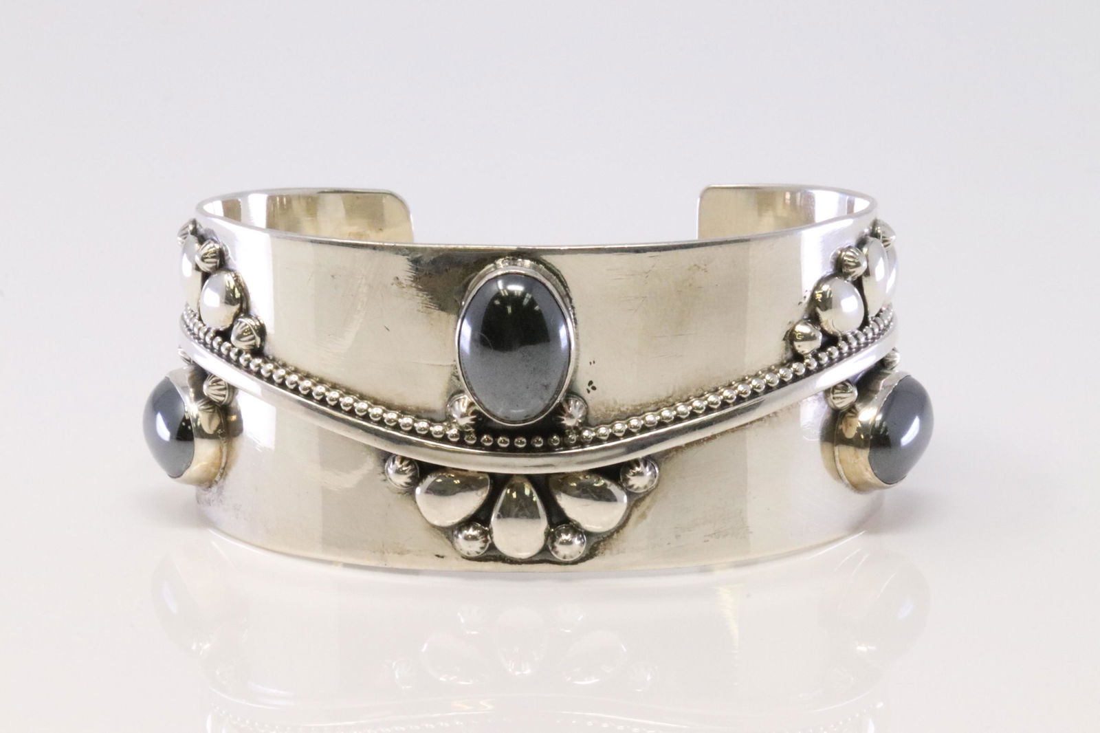 Native America Handmade Navajo Sterling Silver Eye (1 of 4)