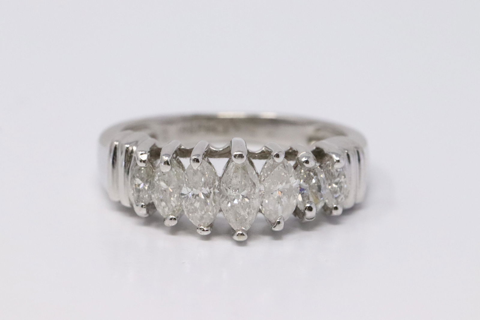 14Kt White Gold Diamond Ring. (1 of 4)