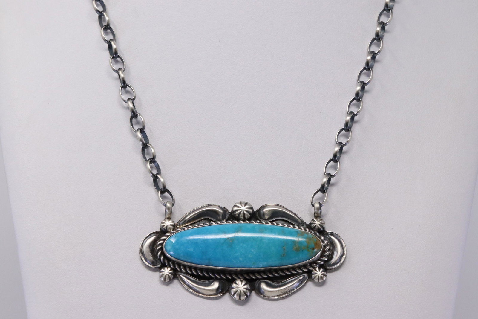 Native American Navajo Handmade Sterling Silver Kingman Turquoise Necklace By Jeff James.: This is a Native American Navajo Handmade Sterling Silver Kingman Turquoise Necklace By Jeff James. Necklace length: 18.00"