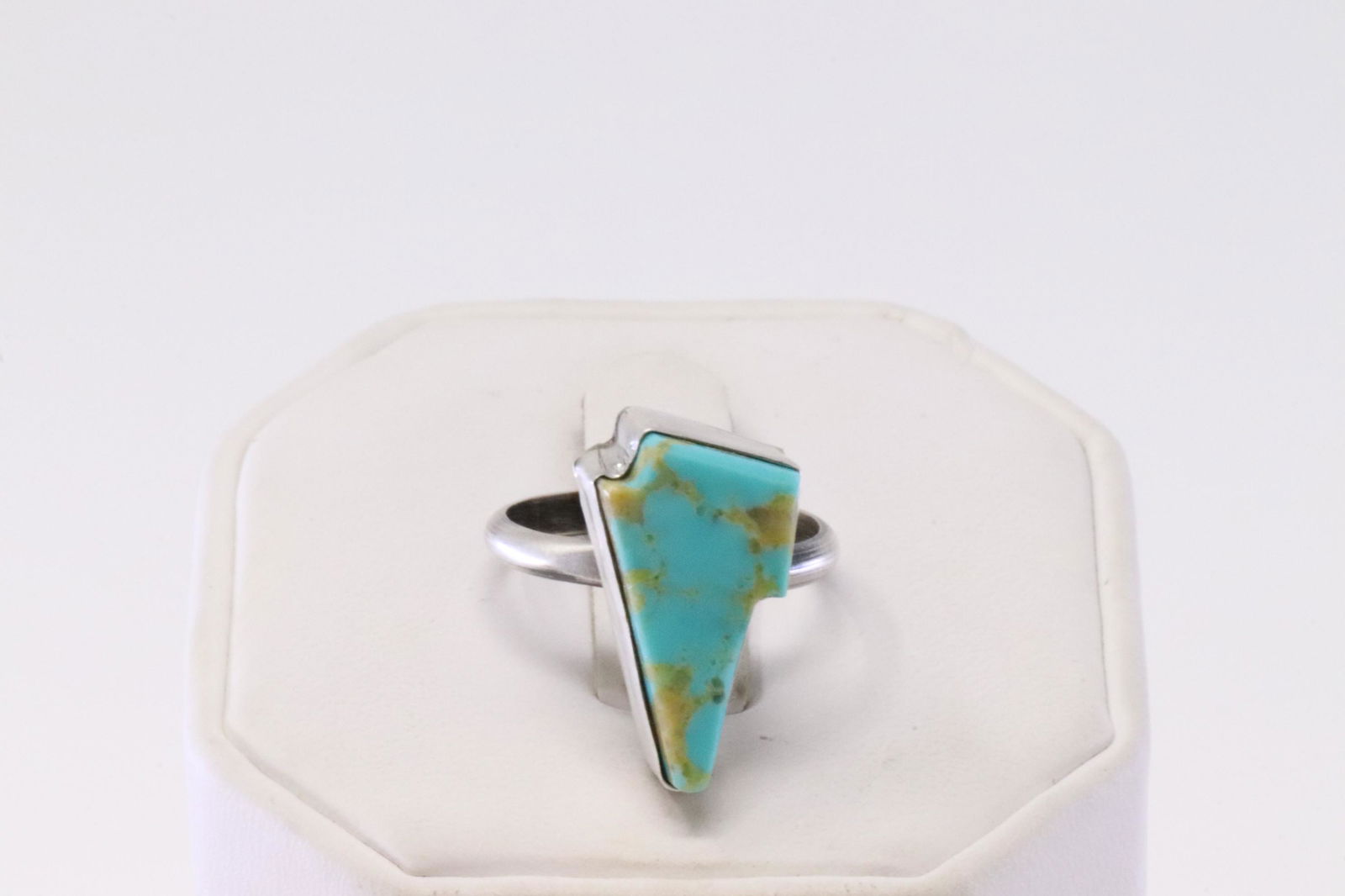 Native America Handmade Navajo Sterling Silver Turquoise Ring By Robert Shakey. (1 of 4)