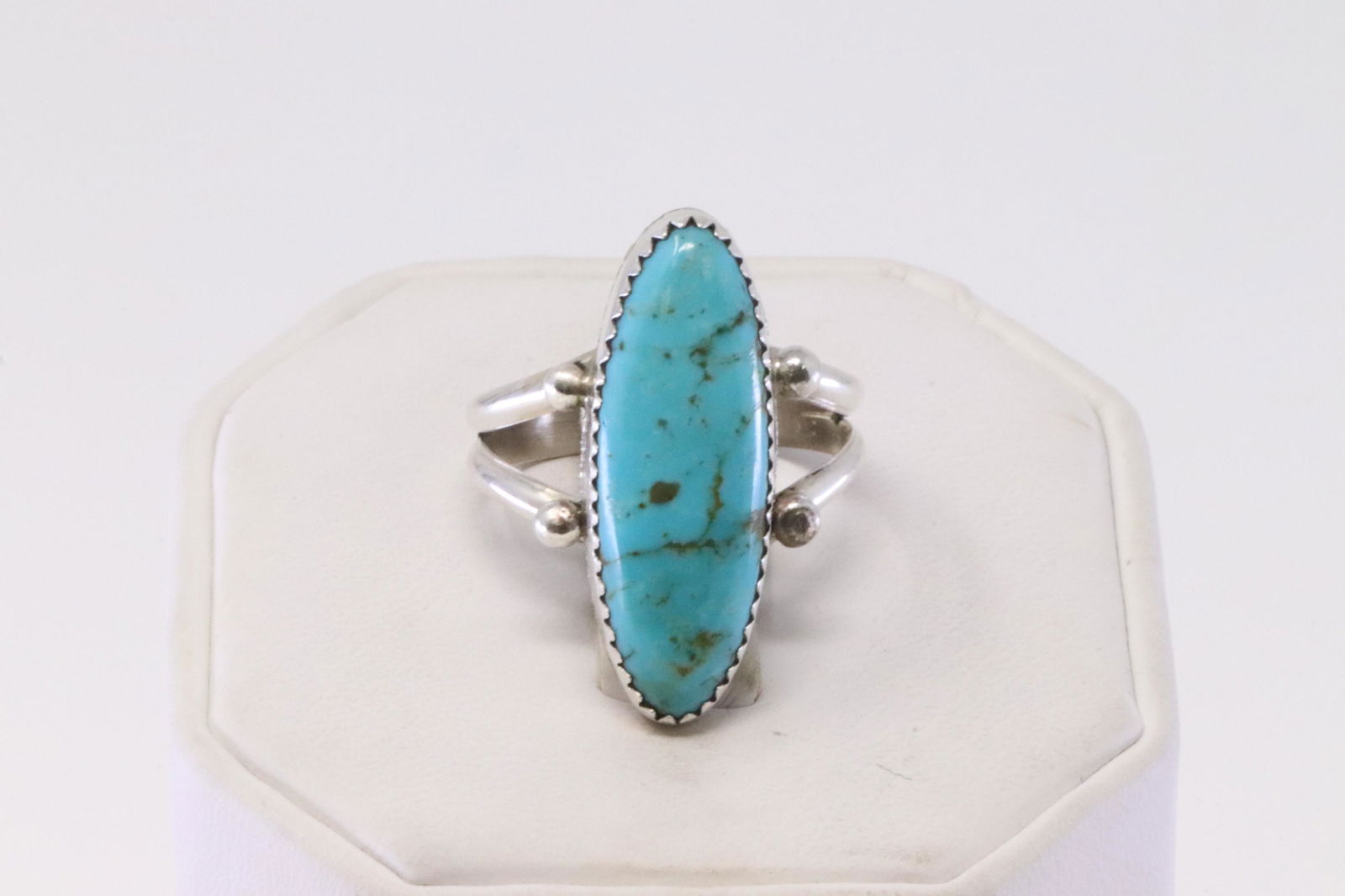 Native america Navajo Handmade Sterling Silver Turquoise Ring. (1 of 4)