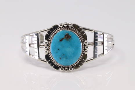 Native America Navajo Handmade Sterling Silver Turquoise Bracelet By Lorraine Yellow.: This is a Native America Navajo Handmade Sterling Silver Turquoise Bracelet By Lorraine Yellow.